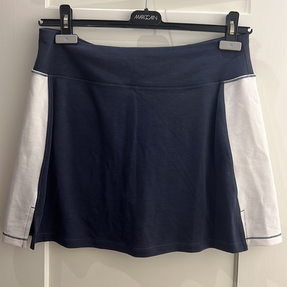 Lole cross court Navy skort (size L) - Picture 4 of 8